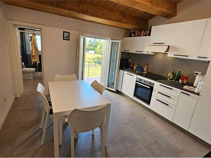 Appartamento bilocale in affitto in Via G Marconi, Marconi Santa Maria del Piano, Jesi