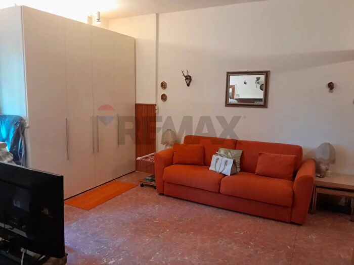 Appartamento bilocale in vendita in Rocchetta Di Vara