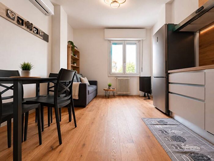 Appartamento bilocale in affitto in Via Alfonso Capecelatro, San Siro, Milano