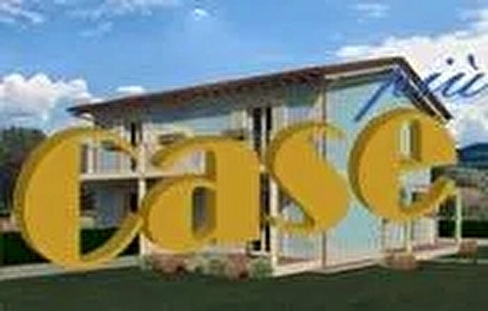 Casa con 5 locali in vendita in Massarosa