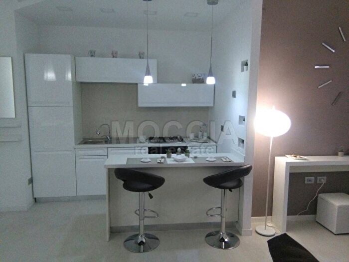 Appartamento trilocale in affitto in Via Francesco Ricciardi, Centro Storico Corso Trieste, Caserta