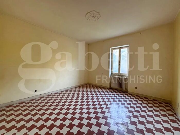 Appartamento trilocale in vendita in Via della Ricostruzione Snc, Orte