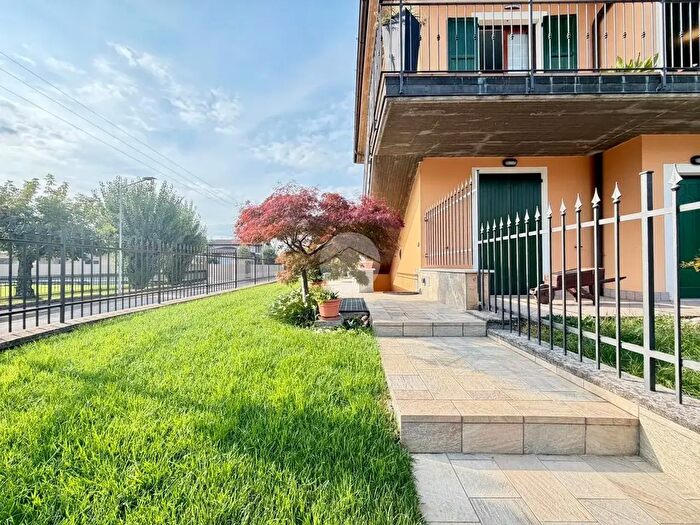 Appartamento trilocale in vendita in Via Suor Carmela Mantelli, Dello