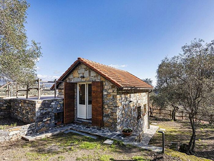 Casa bilocale in affitto in Via Pero, San Lorenzo Della Costa, Santa Margherita Ligure