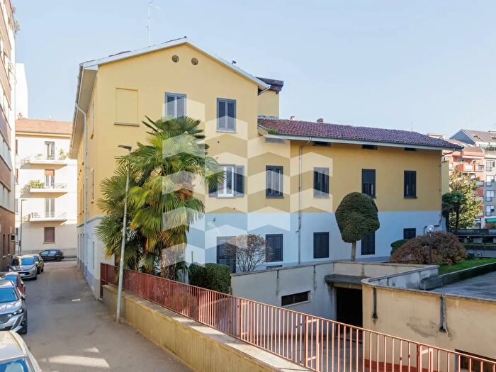 Appartamento bilocale in vendita in Via Pietro Micca, Novara