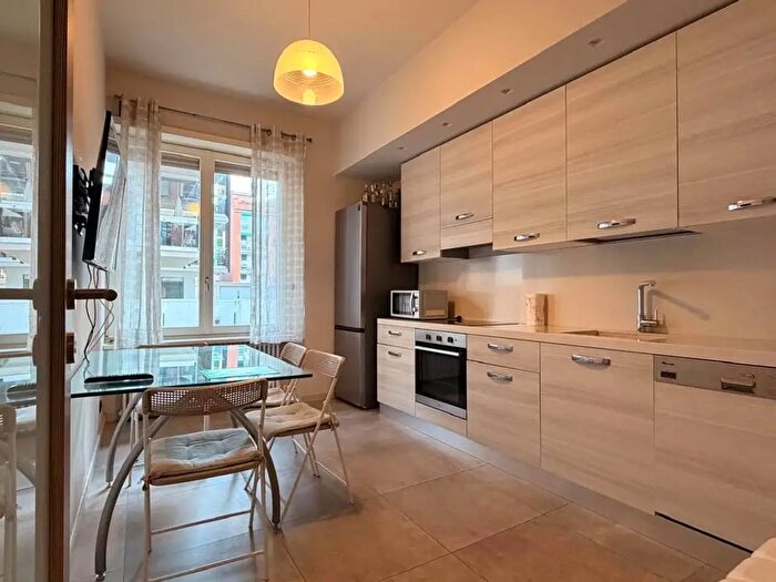 Appartamento quadrilocale in vendita in Via Amerigo Vespucci, Torino