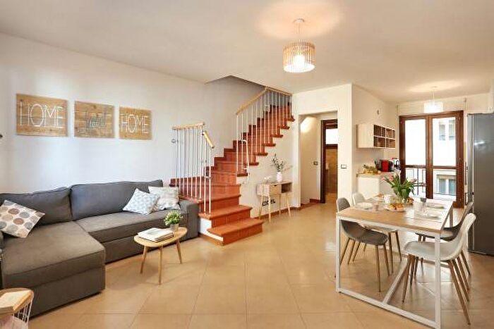 Casa quadrilocale in affitto in Ponte di Mezzo Circondaria, Firenze