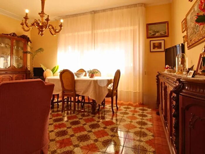 Appartamento trilocale in vendita in Via Giovanni Rossi, Teramo