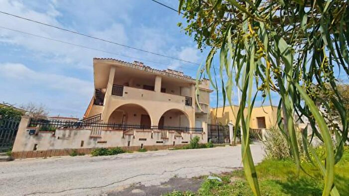 Casa con 6 locali in vendita in Via del Mediterraneo, Castelvetrano
