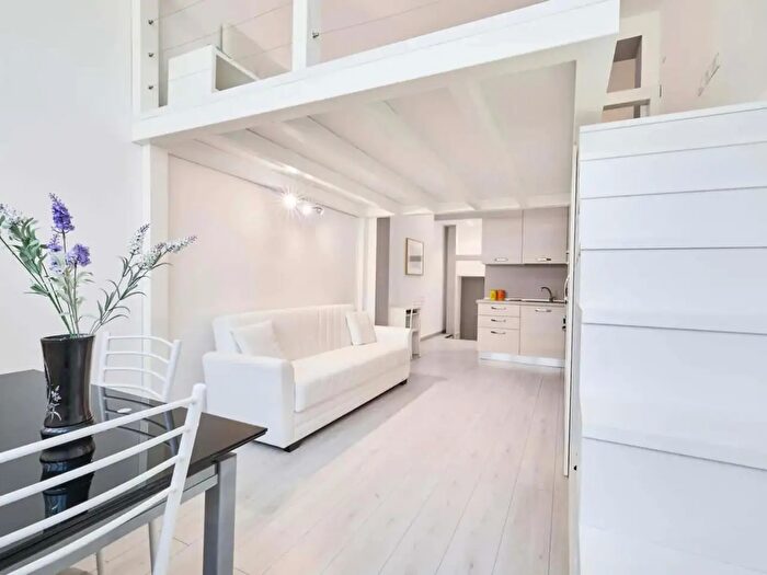 Appartamento monolocale in affitto in Via Carlo Boncompagni, Milano