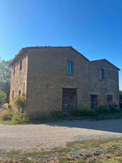 Casa con 6 locali in vendita in Via Onanese, Acquapendente