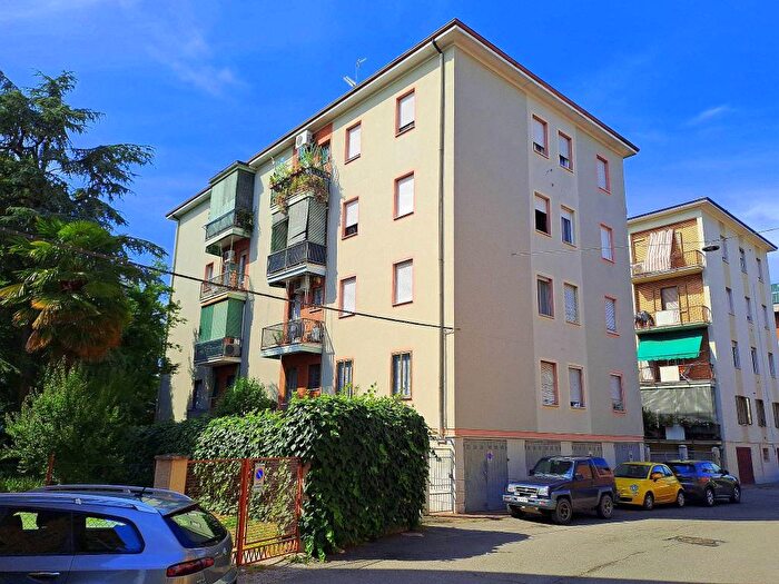 Appartamento quadrilocale in affitto in Via Biagio Pascal, San Faustino, Modena