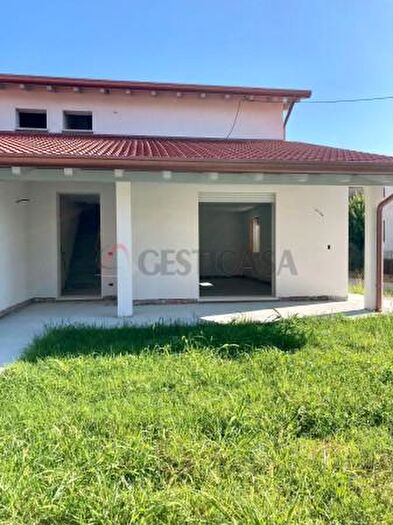 Casa con 5 locali in vendita in Zimella