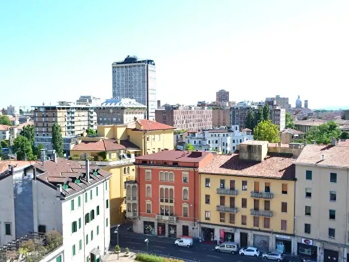 Appartamento con 6 locali in vendita in Piazza Alcide De Gasperi, Padova