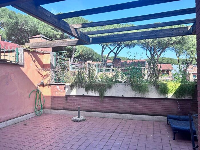 Appartamento bilocale in affitto in Via di Quarto Peperino, Grottarossa Saxa Rubra, Roma