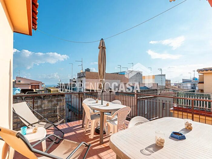 Appartamento con 5 locali in vendita in Via delle Cave, Casteldaccia