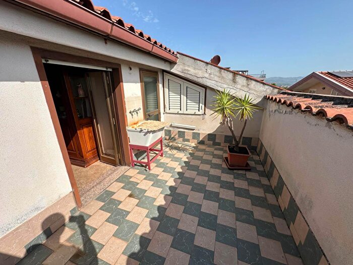 Appartamento trilocale in vendita in Giarre