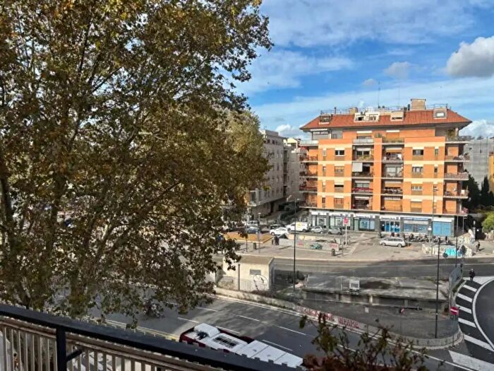 Appartamento quadrilocale in vendita in Piazza Conca dOro, Roma