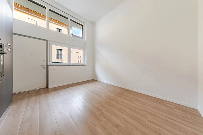 Appartamento trilocale in vendita in Via Ripamonti, Milano