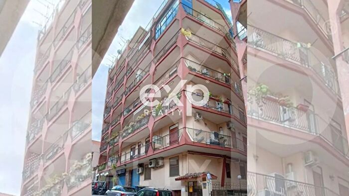 Appartamento trilocale in vendita in Messina