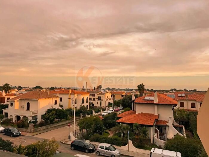 Appartamento con 5 locali in vendita in Via Ospitone, Sassari