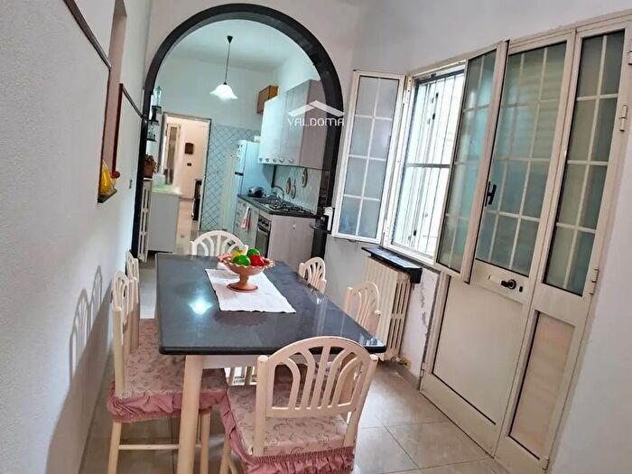 Casa con 5 locali in vendita in Via Solferino, Patu