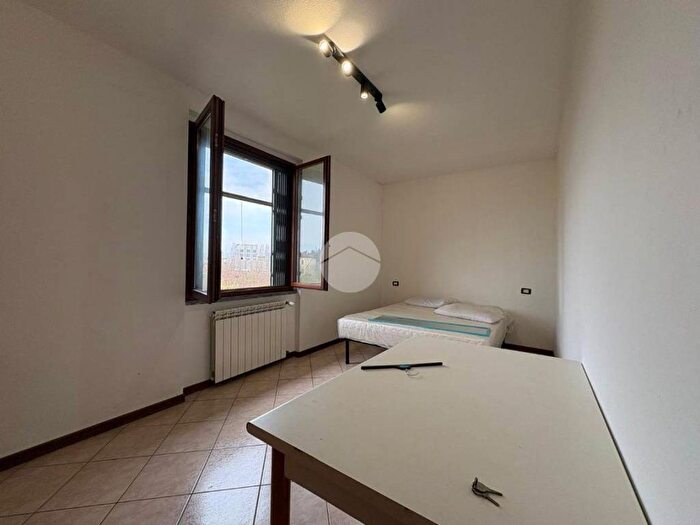 Appartamento monolocale in affitto in Via Alli Maccarani, Brozzi, Firenze