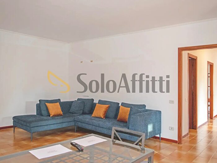 Appartamento quadrilocale in affitto in Giussano