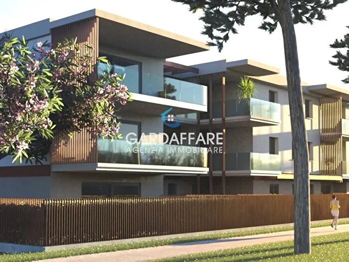 Appartamento trilocale in vendita in Viale Rimembranze, Desenzano Del Garda