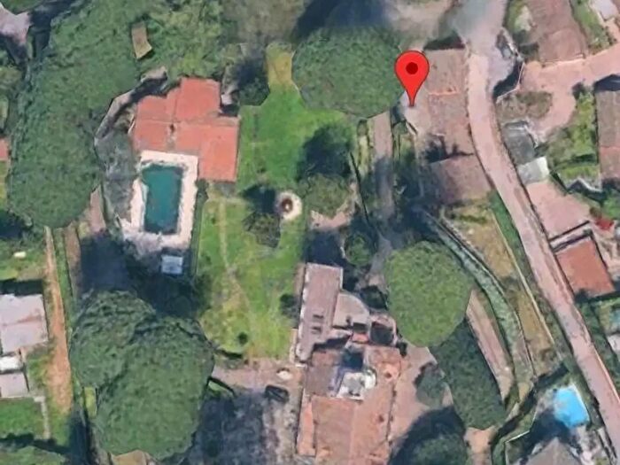 Casa con 10 locali in vendita in Via Francesco Consoli, Grottaferrata