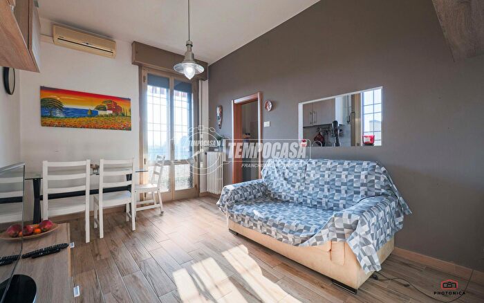 Appartamento trilocale in vendita in Bologna