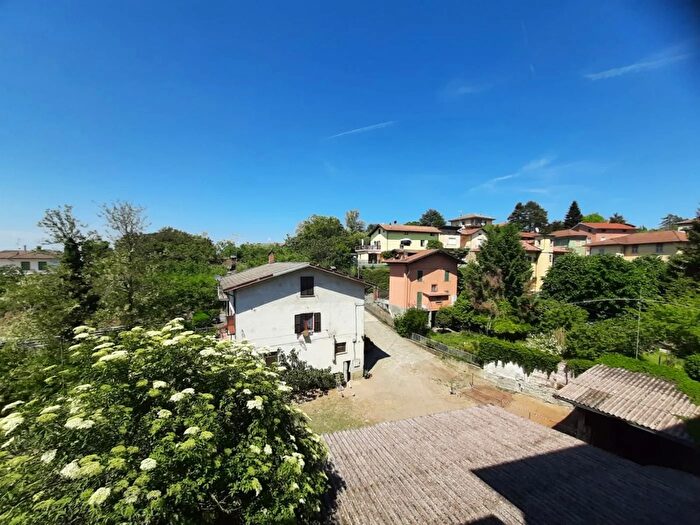 Appartamento in vendita in Via Roma, Castelletto DOrba