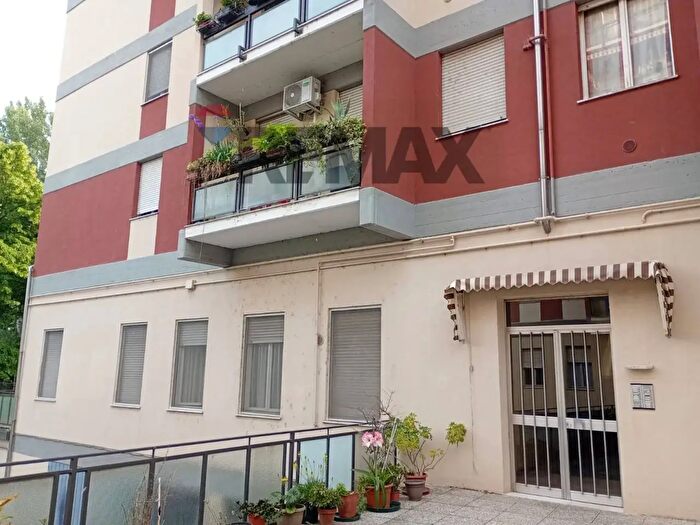 Appartamento trilocale in vendita in Via Ariosto, Mantova