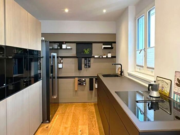 Appartamento quadrilocale in affitto in Via Solferino, Moscova, Milano