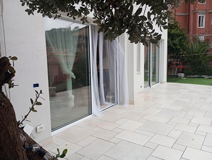 Appartamento con 5 locali in vendita in La Spezia