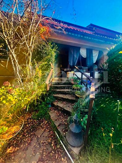 Casa con 5 locali in vendita in Via Lombardia, Oriolo Romano