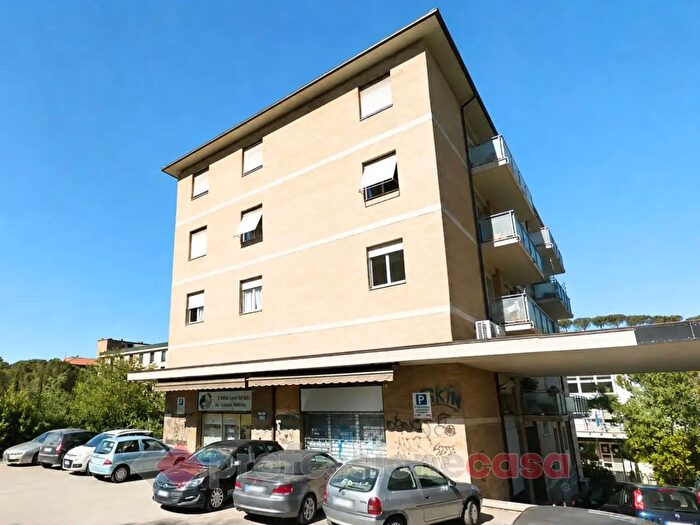 Appartamento trilocale in vendita in Via Ruggero d' Andreotto, Perugia