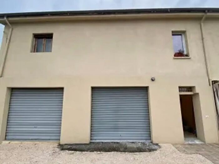 Appartamento trilocale in vendita in Via Isonzo, Leno