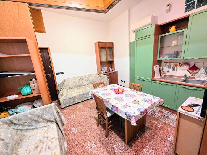 Appartamento bilocale in affitto in Via Guglielmo Marconi, Centro, Varazze