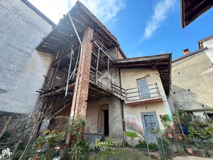 Case in Vendita e in Affitto - 2