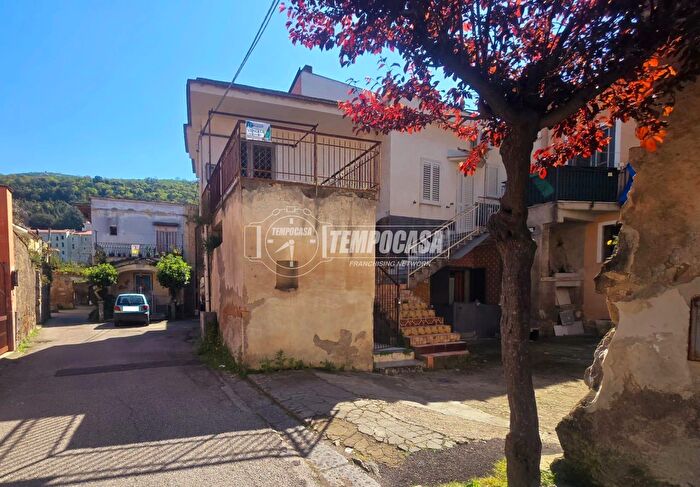 Casa bilocale in vendita in Casamarciano