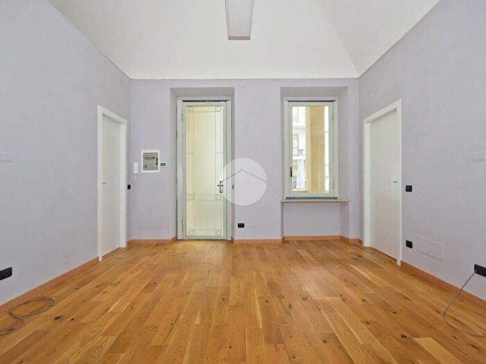 Appartamento bilocale in affitto in Via Cavour, Centro, Bra