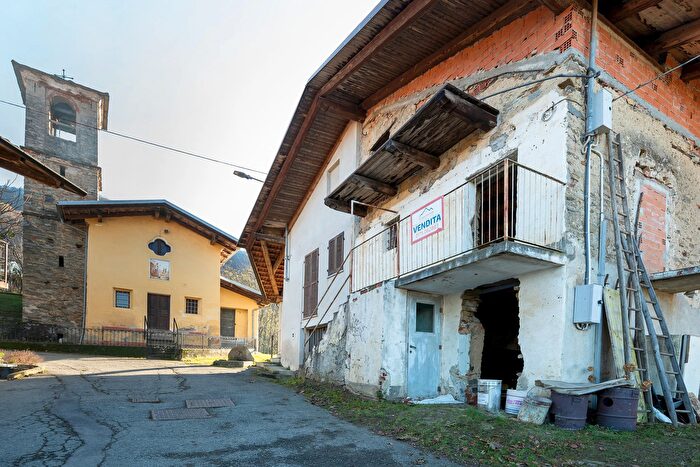 Casa bilocale in vendita in Via Rossi, Brondello