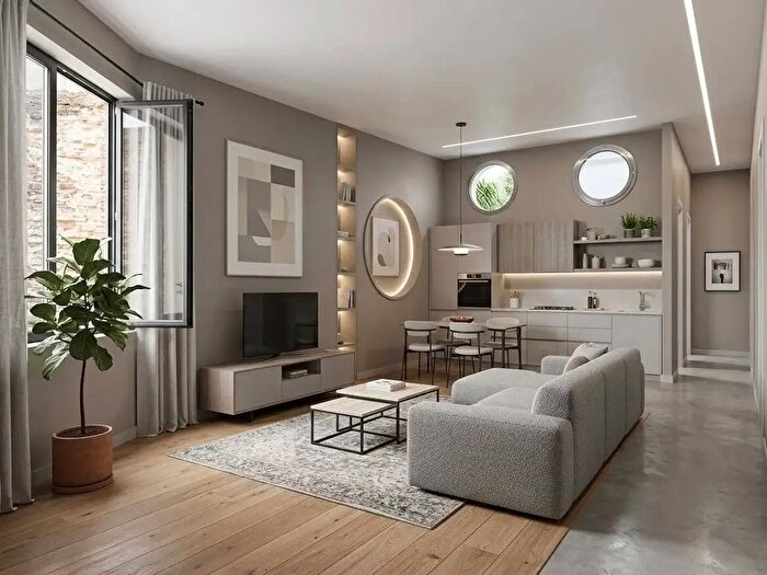 Appartamento trilocale in vendita in Via San Romano, Ferrara