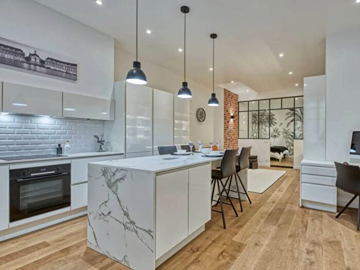 Appartamento bilocale in affitto in Corso Vercelli, Vercelli Wagner, Milano