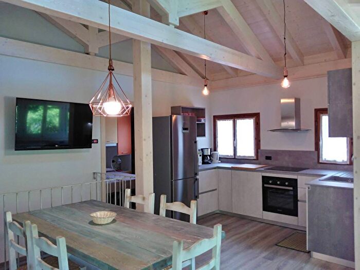 Casa trilocale in affitto in Pur, Ledro