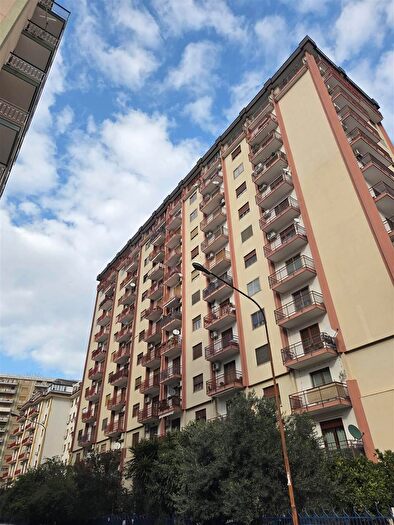 Appartamento quadrilocale in vendita in Rinaldo Montuoro, Palermo