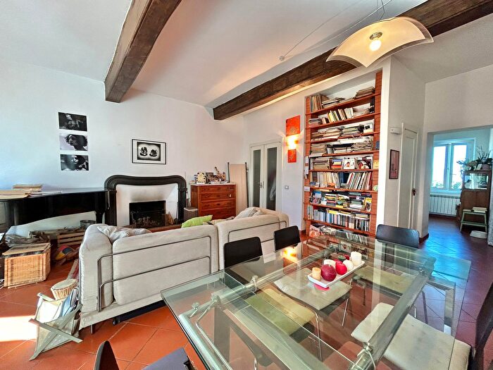 Appartamento con 5 locali in vendita in Sarzana