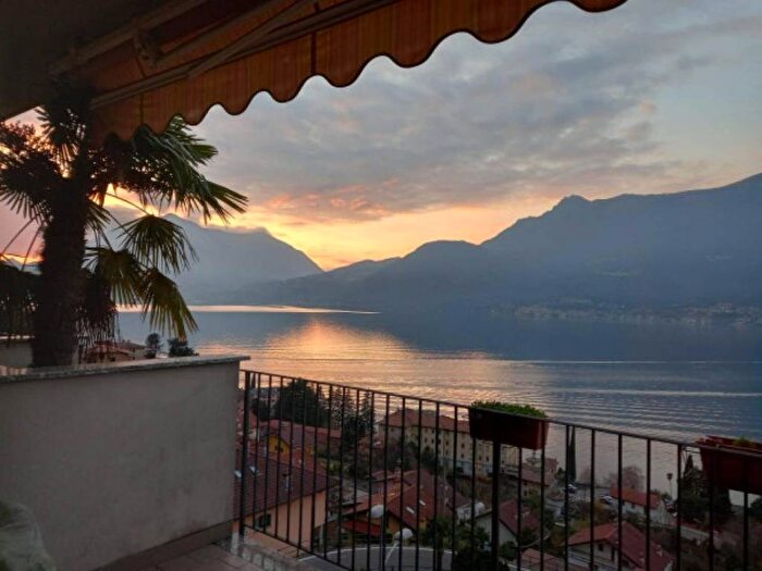 Appartamento trilocale in affitto in Strada Nuova per Oro, Centro, Bellano