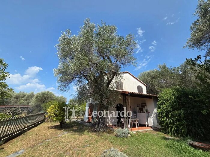Casa con 5 locali in vendita in Via Canipaletti, Massarosa